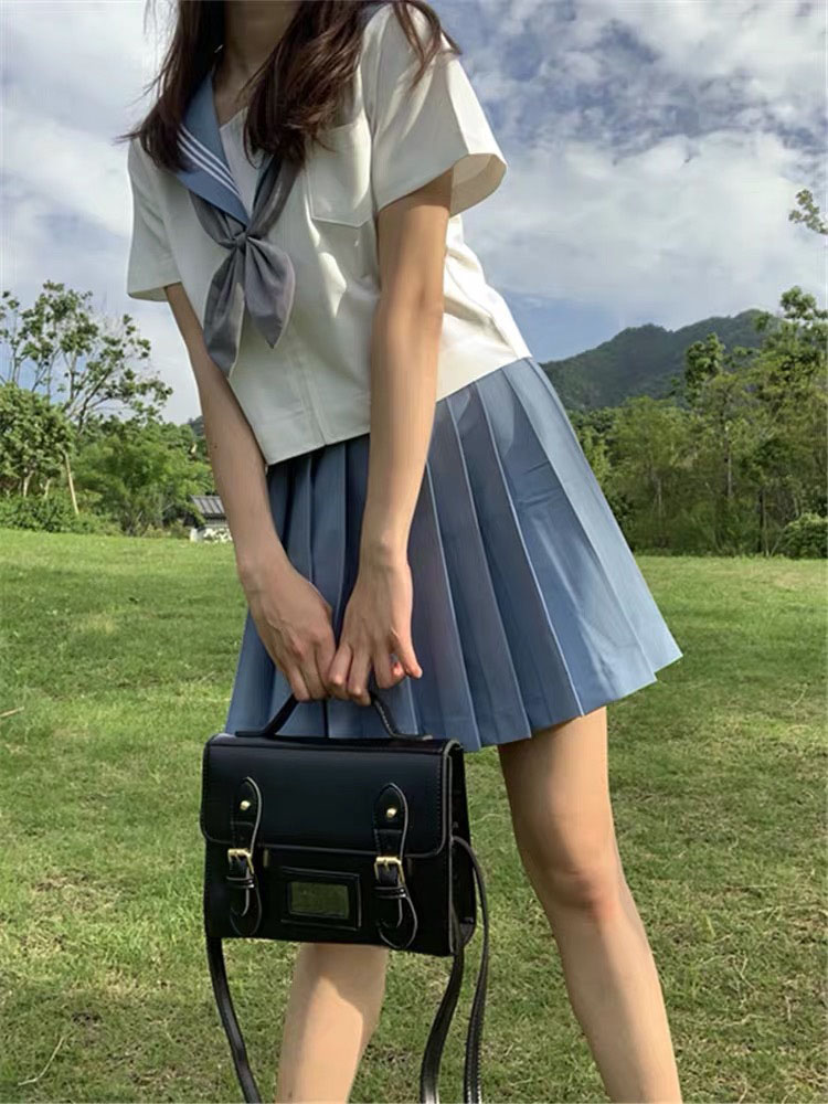 夏天JK制服女