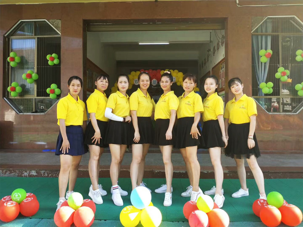 图9靖西制衣厂木乐服装厂款式